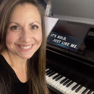 Meet your Posher, Rena